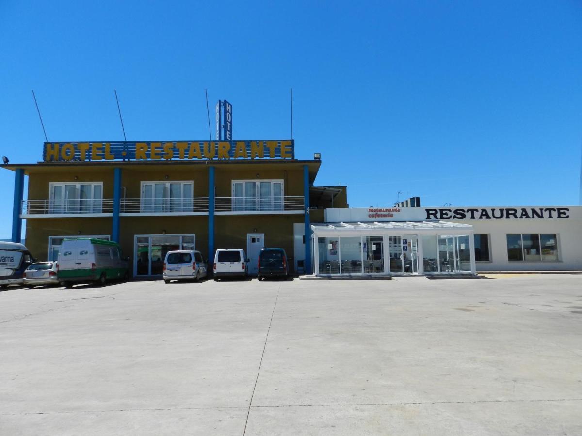 Hotel Area De Calahorra Exterior photo